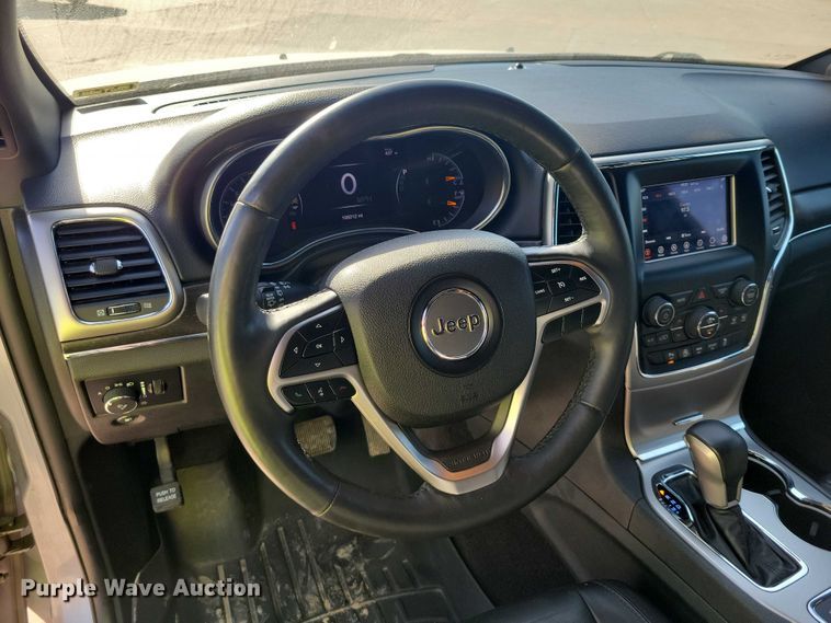 image for item DZ6701 2018 Jeep Grand Cherokee SUV