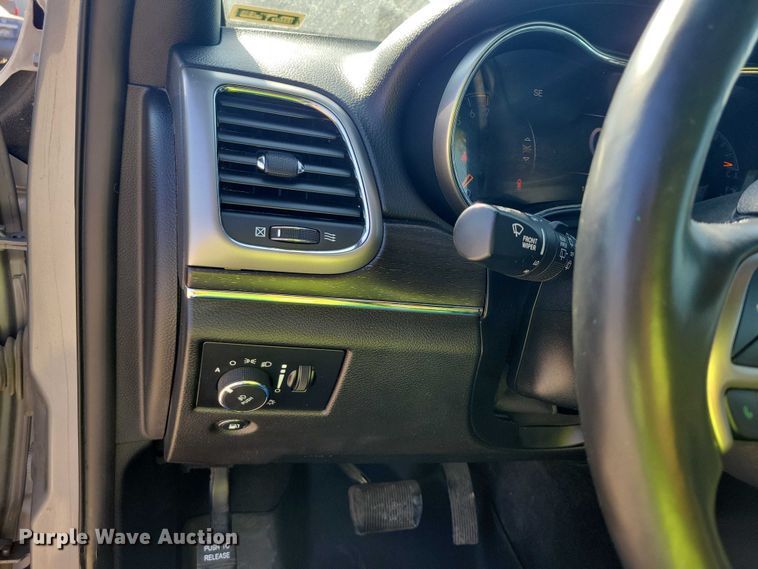 image for item DZ6701 2018 Jeep Grand Cherokee SUV