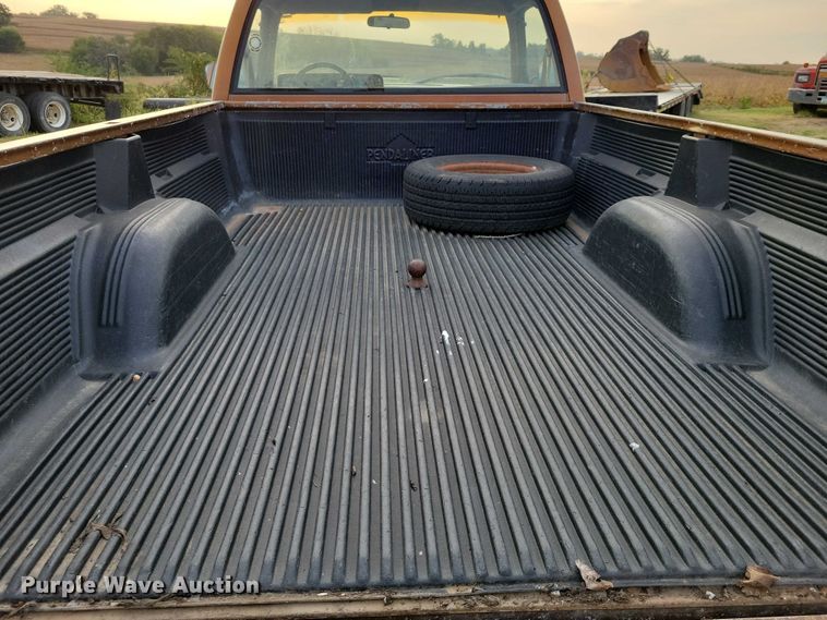 image for item DZ6707 1989 Chevrolet C1500 pickup truck