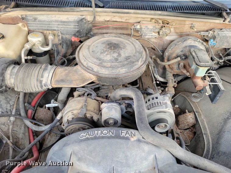 image for item DZ6707 1989 Chevrolet C1500 pickup truck