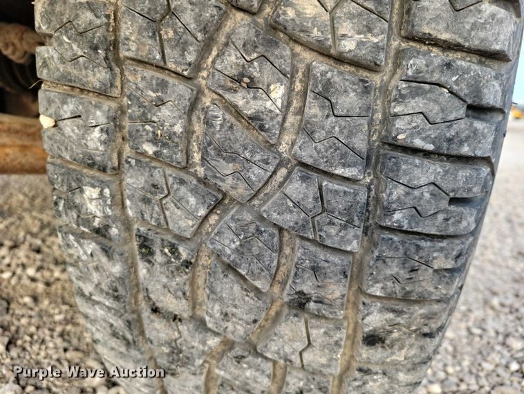 image for item DZ6707 1989 Chevrolet C1500 pickup truck