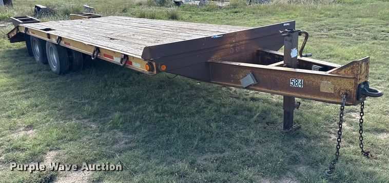 image for item DZ8733 2003 Belshe equipment trailer
