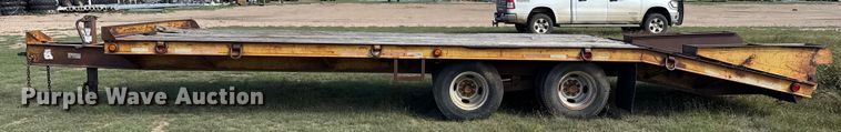 image for item DZ8733 2003 Belshe equipment trailer