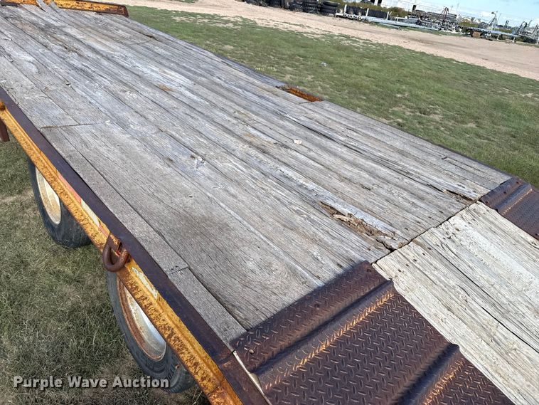 image for item DZ8733 2003 Belshe equipment trailer