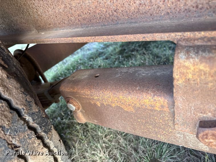 image for item DZ8733 2003 Belshe equipment trailer