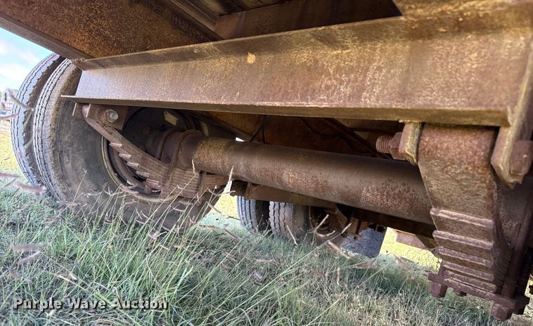 image for item DZ8733 2003 Belshe equipment trailer