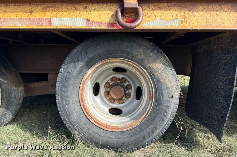 image for item DZ8733 2003 Belshe equipment trailer