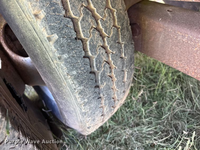 image for item DZ8733 2003 Belshe equipment trailer