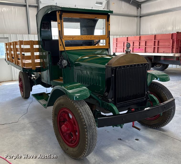 image for item DZ8965 1928 Mack AB flatbed truck