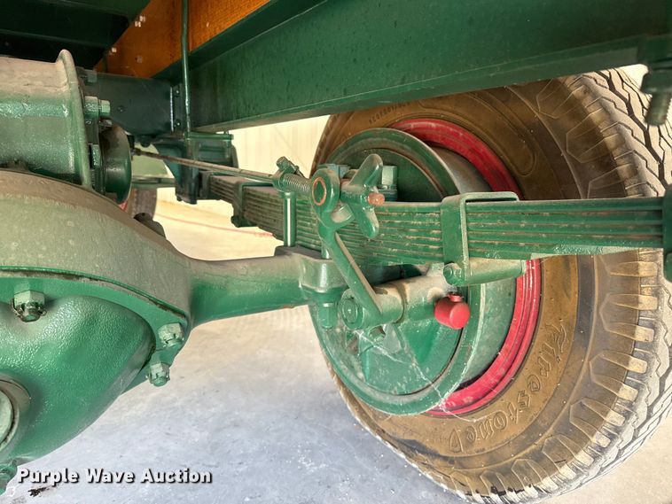 image for item DZ8965 1928 Mack AB flatbed truck