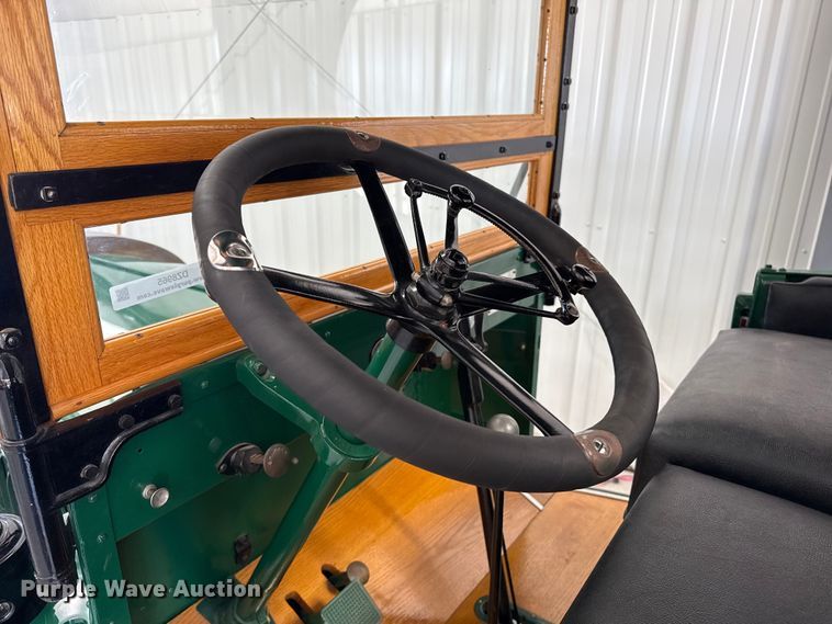 image for item DZ8965 1928 Mack AB flatbed truck