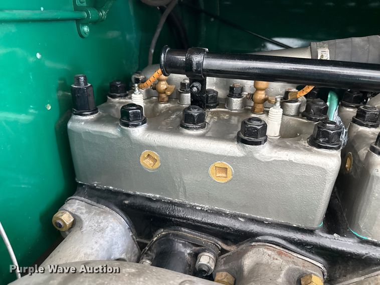 image for item DZ8965 1928 Mack AB flatbed truck