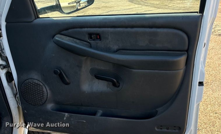 image for item EA7524 2007 Chevrolet Silverado 2500HD pickup truck