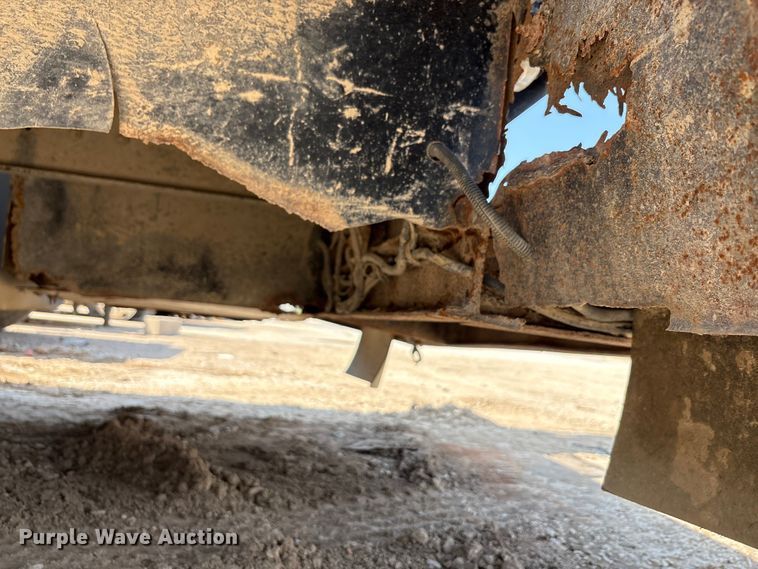 image for item EA7533 1998 International 4700 crane truck