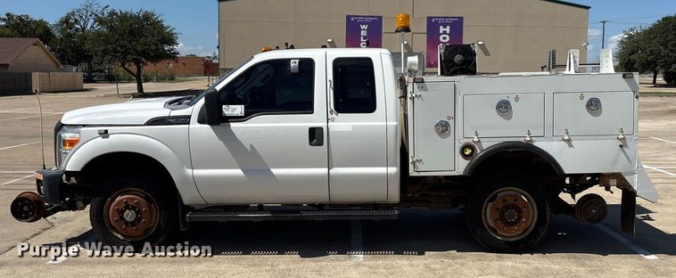 image for item EA7539 2012 Ford F350 Super Duty SuperCab utility bed pickup truck