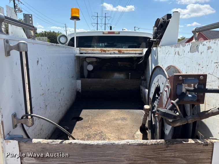 image for item EA7539 2012 Ford F350 Super Duty SuperCab utility bed pickup truck