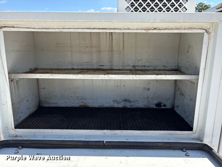 image for item EA7539 2012 Ford F350 Super Duty SuperCab utility bed pickup truck