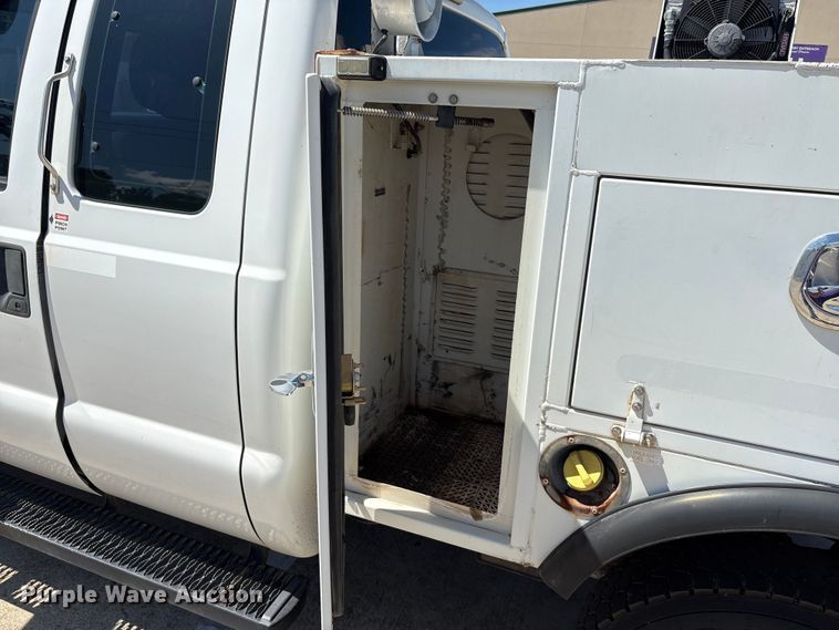 image for item EA7539 2012 Ford F350 Super Duty SuperCab utility bed pickup truck