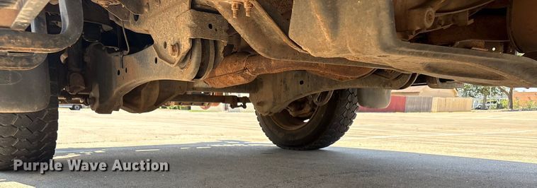 image for item EA7539 2012 Ford F350 Super Duty SuperCab utility bed pickup truck