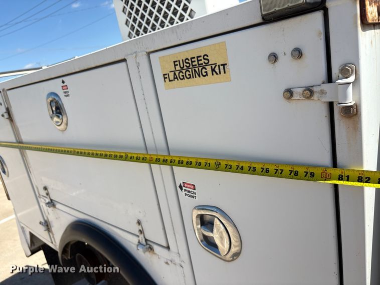 image for item EA7539 2012 Ford F350 Super Duty SuperCab utility bed pickup truck