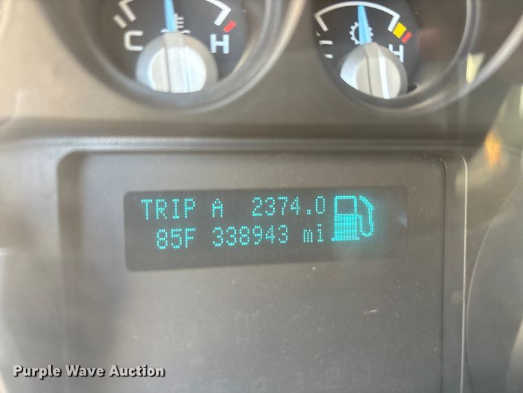 image for item EA7539 2012 Ford F350 Super Duty SuperCab utility bed pickup truck