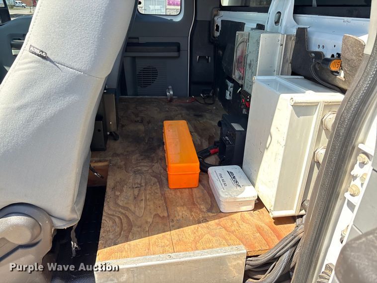 image for item EA7539 2012 Ford F350 Super Duty SuperCab utility bed pickup truck