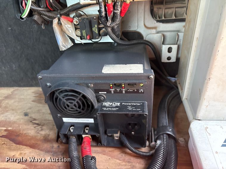 image for item EA7539 2012 Ford F350 Super Duty SuperCab utility bed pickup truck