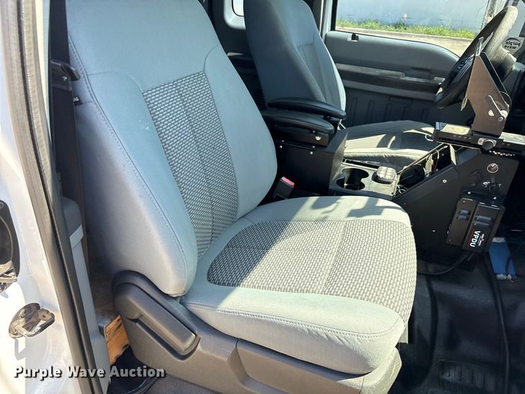 image for item EA7539 2012 Ford F350 Super Duty SuperCab utility bed pickup truck