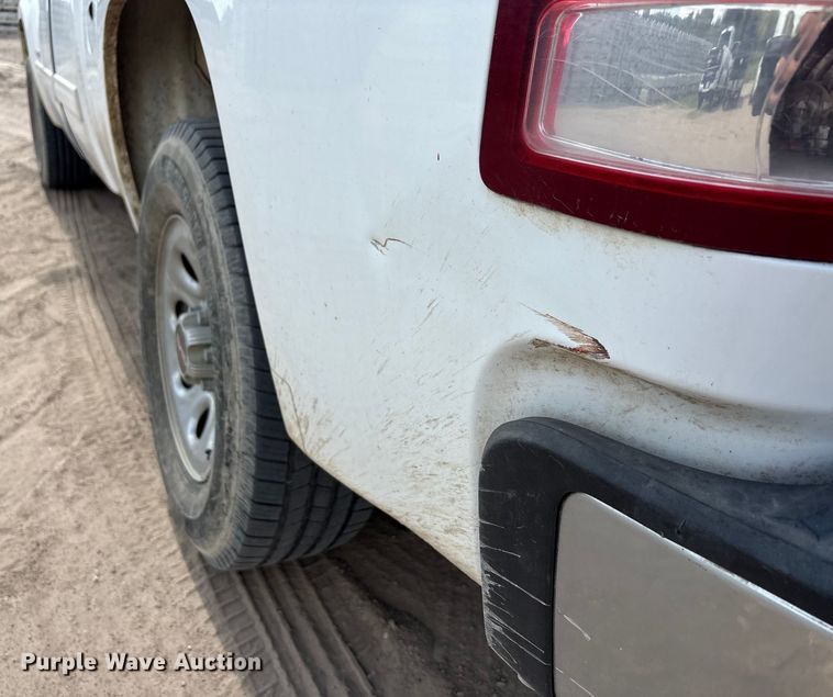 image for item EA7541 2013 GMC Sierra Ext. Cab pickup truck