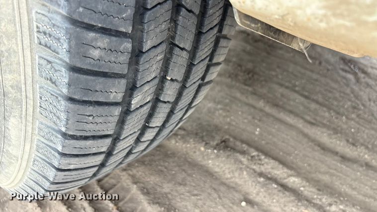 image for item EA7541 2013 GMC Sierra Ext. Cab pickup truck