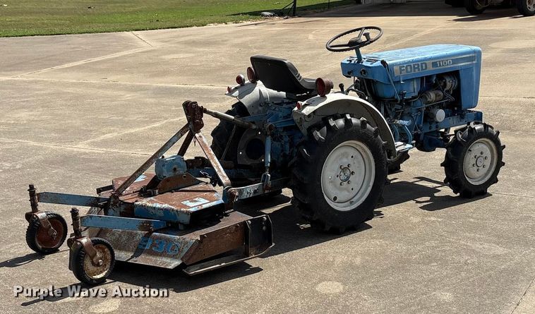 image for item EA7549 Ford F1100 MFWD tractor