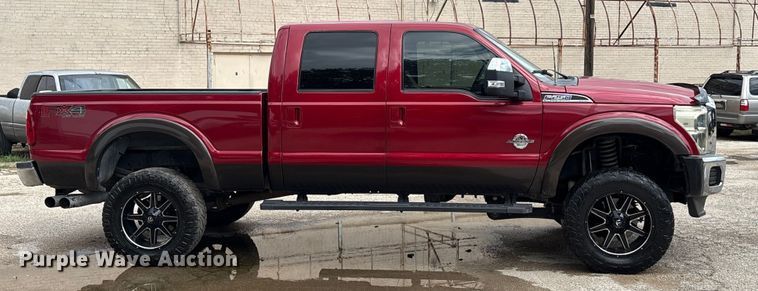 image for item EA7551 2016 Ford F250 Super Duty Crew Cab pickup truck