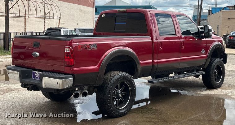 image for item EA7551 2016 Ford F250 Super Duty Crew Cab pickup truck