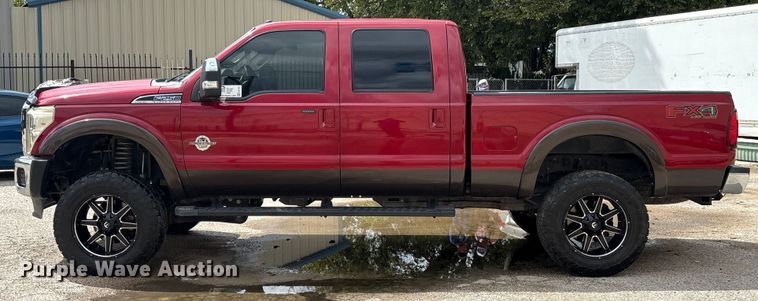 image for item EA7551 2016 Ford F250 Super Duty Crew Cab pickup truck