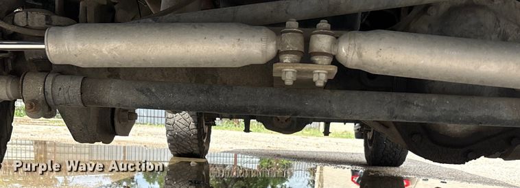 image for item EA7551 2016 Ford F250 Super Duty Crew Cab pickup truck