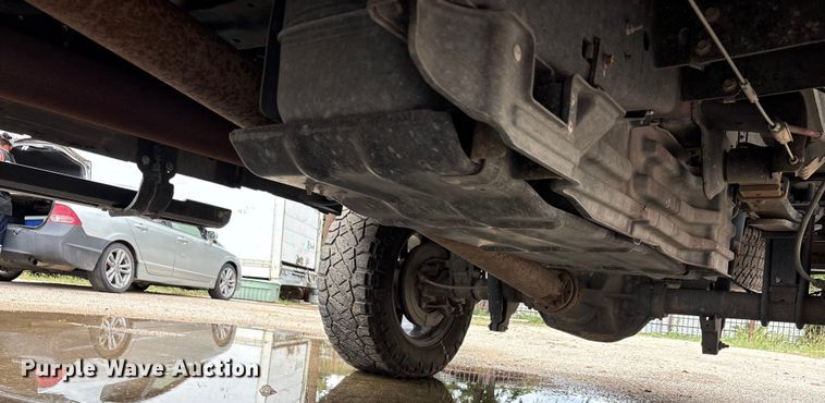 image for item EA7551 2016 Ford F250 Super Duty Crew Cab pickup truck