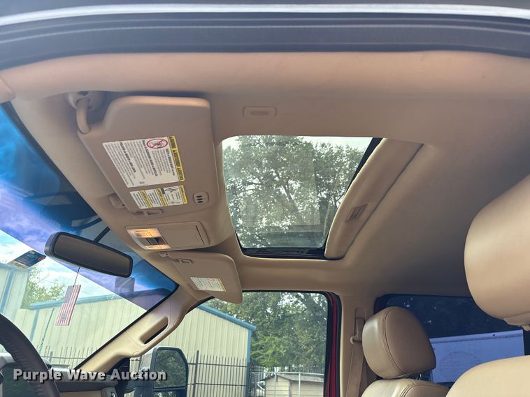 image for item EA7551 2016 Ford F250 Super Duty Crew Cab pickup truck