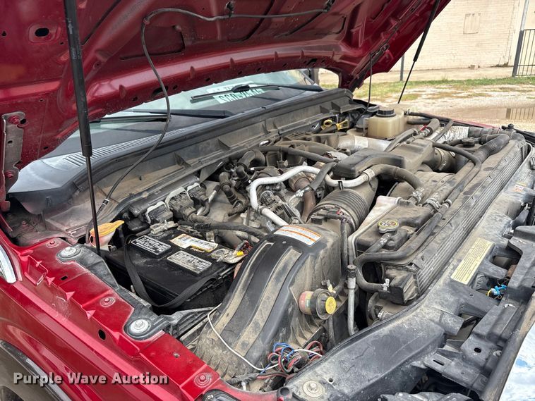 image for item EA7551 2016 Ford F250 Super Duty Crew Cab pickup truck