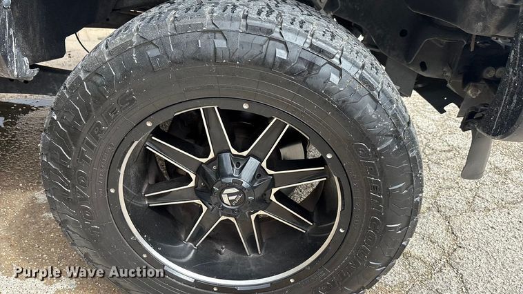 image for item EA7551 2016 Ford F250 Super Duty Crew Cab pickup truck