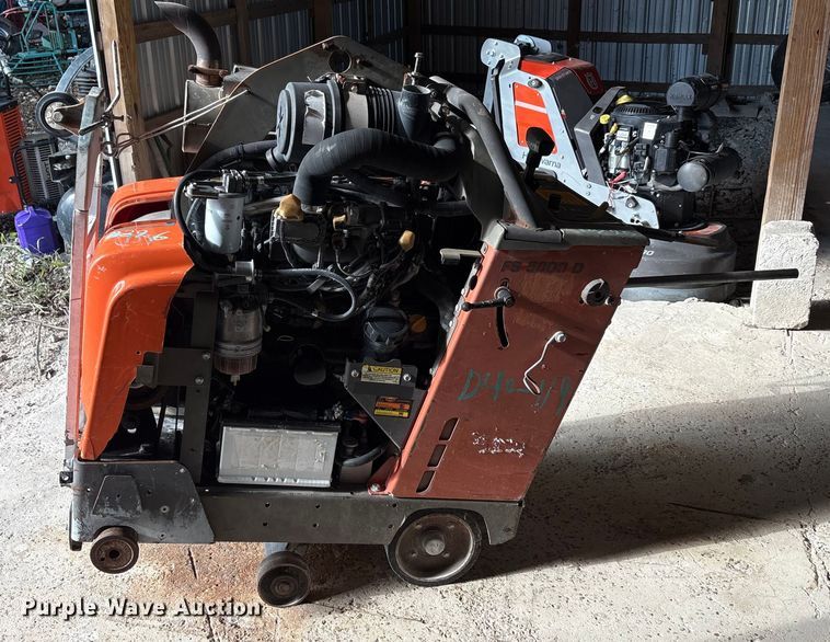 image for item EA7560 2014 Husqvarna FS5000D concrete saw