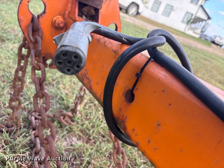 image for item EA7561 Morbark Beever M12RX wood chipper