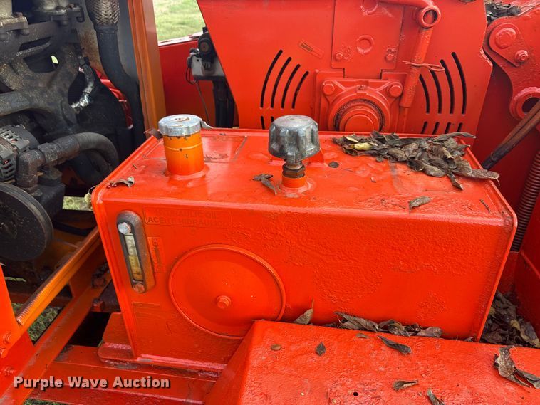 image for item EA7561 Morbark Beever M12RX wood chipper