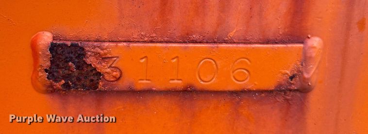 image for item EA7561 Morbark Beever M12RX wood chipper