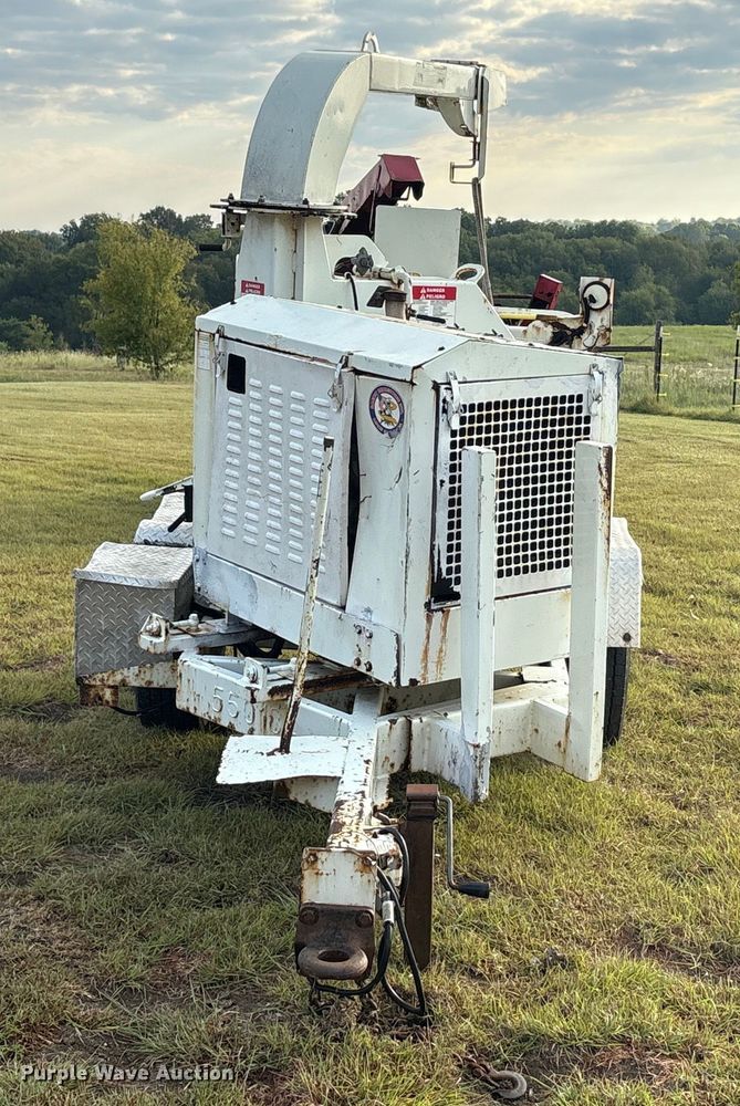 image for item EA7562 Bandit 200XP wood chipper