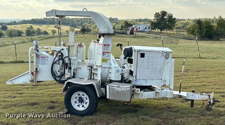 image for item EA7562 Bandit 200XP wood chipper