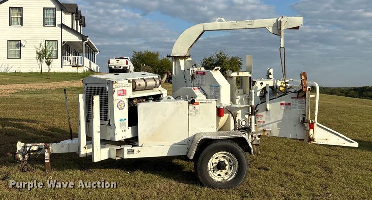 image for item EA7562 Bandit 200XP wood chipper