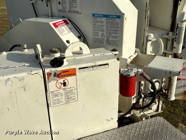 image for item EA7562 Bandit 200XP wood chipper