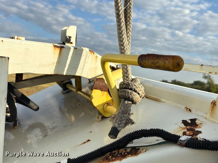 image for item EA7562 Bandit 200XP wood chipper