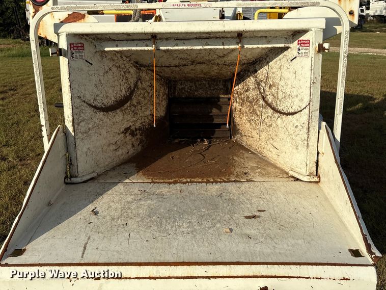 image for item EA7562 Bandit 200XP wood chipper