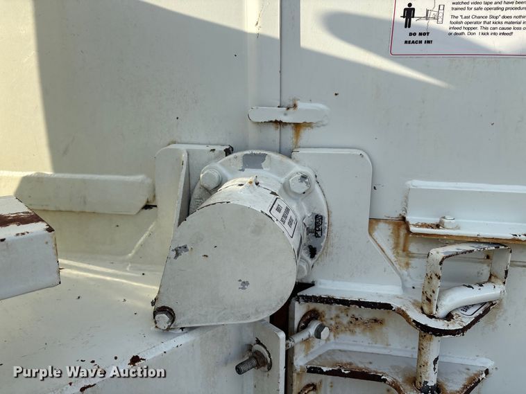 image for item EA7562 Bandit 200XP wood chipper